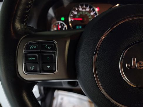 Used 2018 Jeep Wrangler Sport image 25