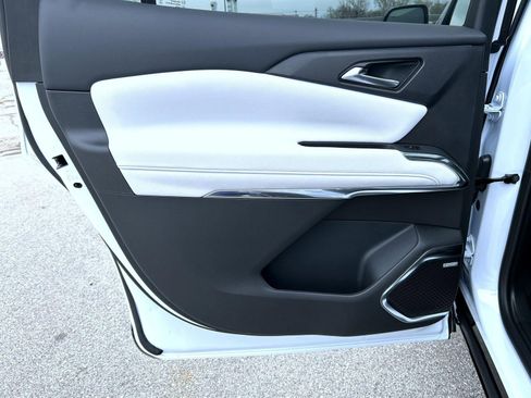 New 2026 Chevrolet Traverse High Country AWD/4WD image 17