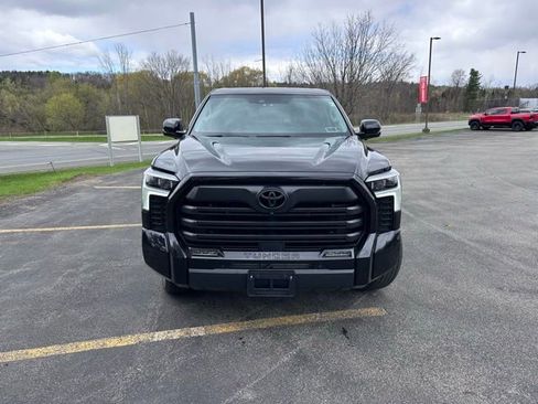 Used 2024 Toyota Tundra Limited image 8