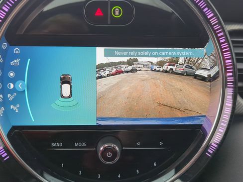 Used 2024 MINI Cooper 2-Door Hardtop image 29