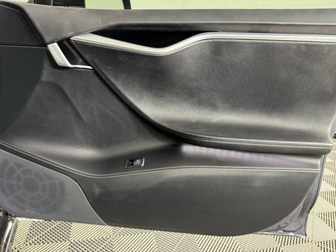 Used 2017 Tesla Model S 90D image 41