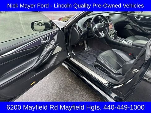 Used 2017 INFINITI Q60 Red Sport 400 image 19