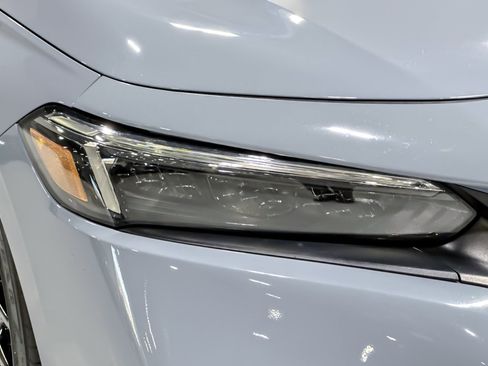 Used 2023 Honda Civic Sport image 11
