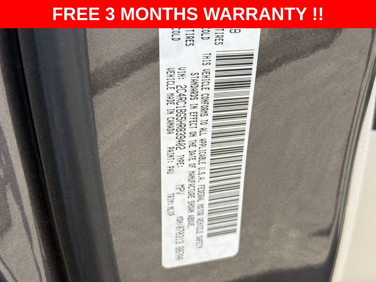 Used 2017 Chrysler Pacifica Touring-L FWD image 24
