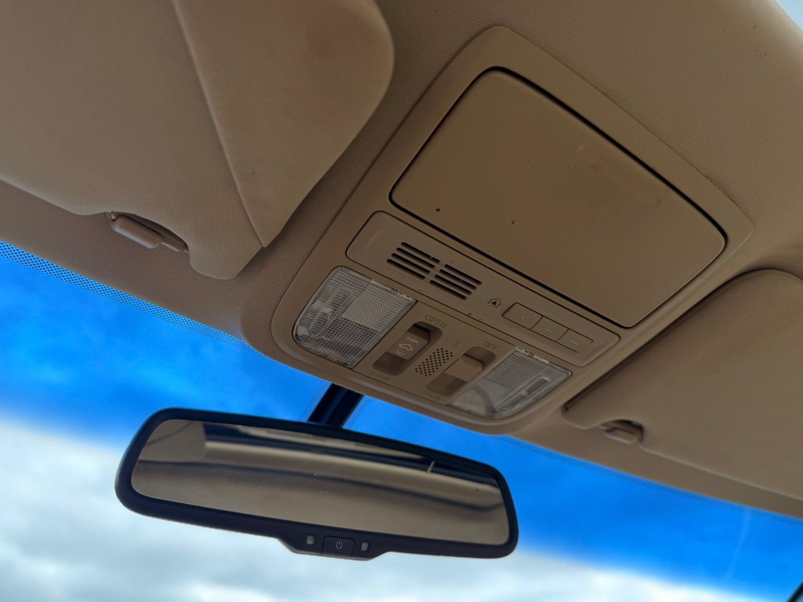 Used 2010 Honda Accord EX-L image 30