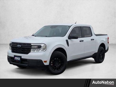 Used 2022 Ford Maverick XL image 1
