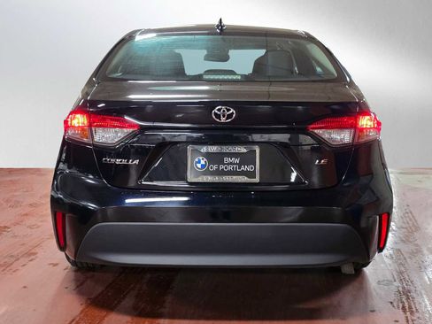 Used 2023 Toyota Corolla LE image 4