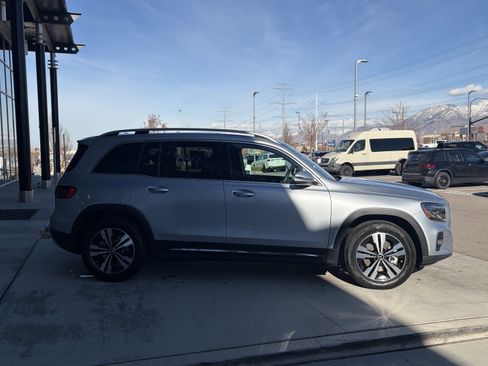 Certified 2025 Mercedes-Benz GLB 250 4MATIC image 3