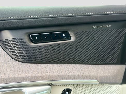 New 2026 Volvo XC90 T8 Ultra w/ Protection Package Premier image 19