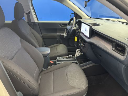 Used 2025 Ford Maverick XL w/ Equipment Group 102A image 21