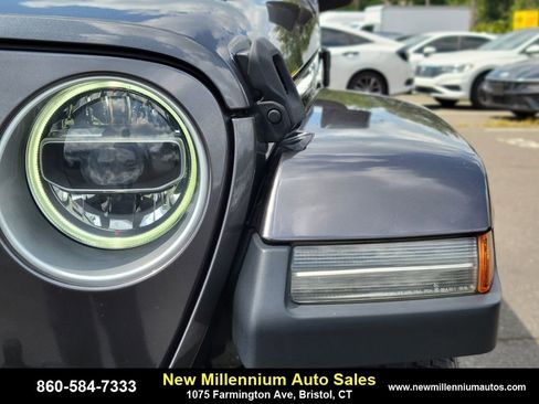 Used 2019 Jeep Wrangler Unlimited Sahara w/ Dual Top Group image 11