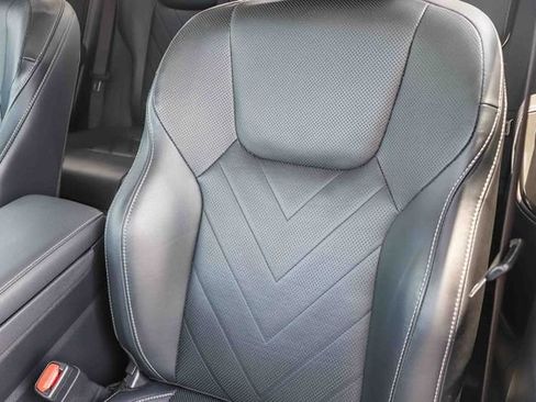 Certified 2025 Lexus NX 450h+ AWD w/ Accessory Package (Z2) image 31