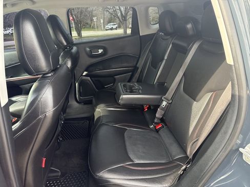 Used 2018 Jeep Compass Trailhawk w/ Leather Interior Group image 12