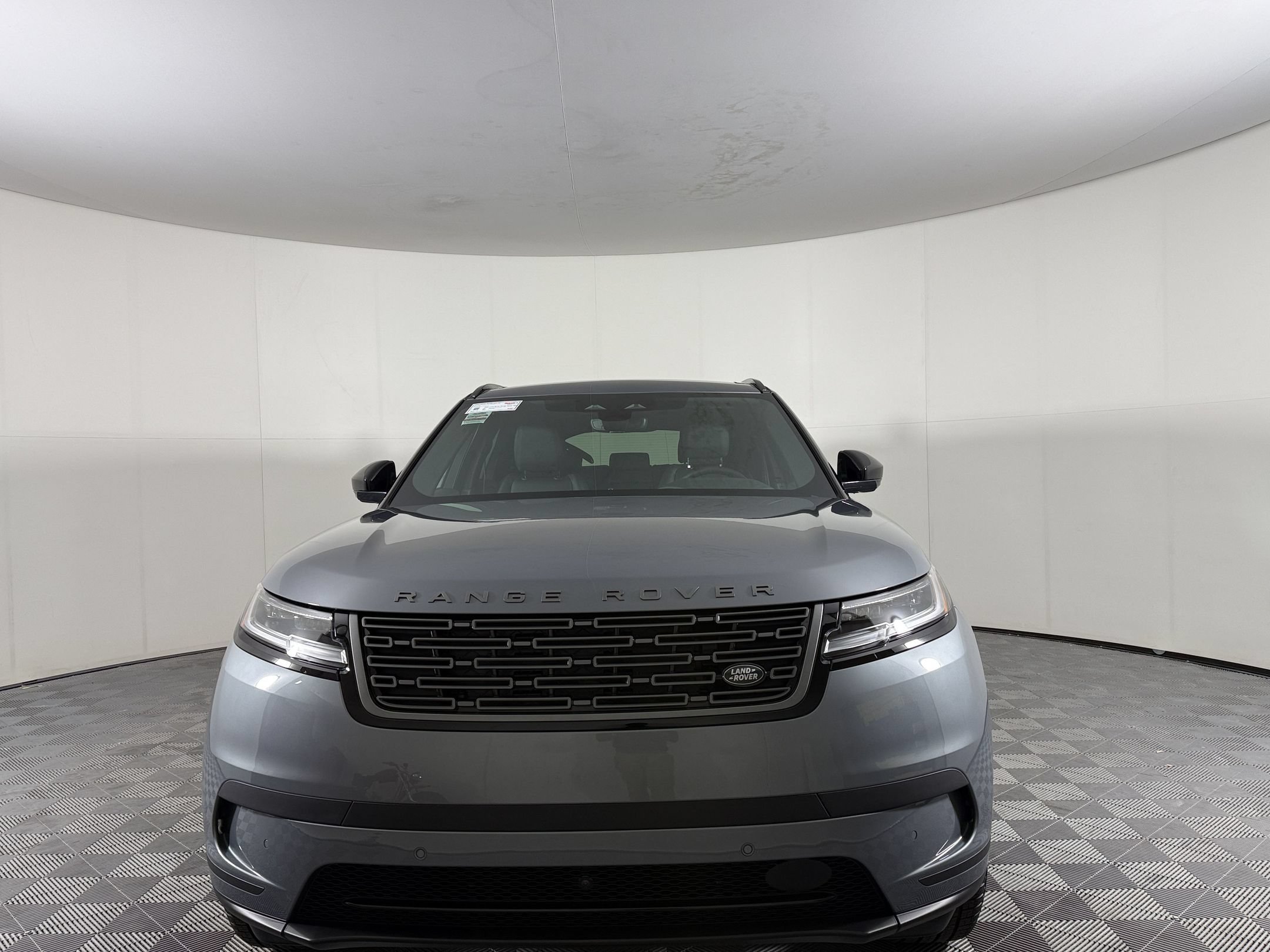 New 2026 Land Rover Range Rover Velar S AWD/4WD image 6