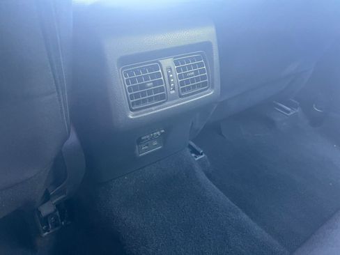 Used 2025 Toyota Camry LE FWD image 22