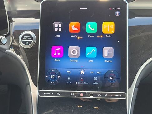 Certified 2025 Mercedes-Benz GLC 300 image 17