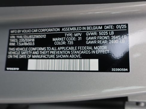Used 2025 Volvo XC40 B5 Core AWD/4WD image 42