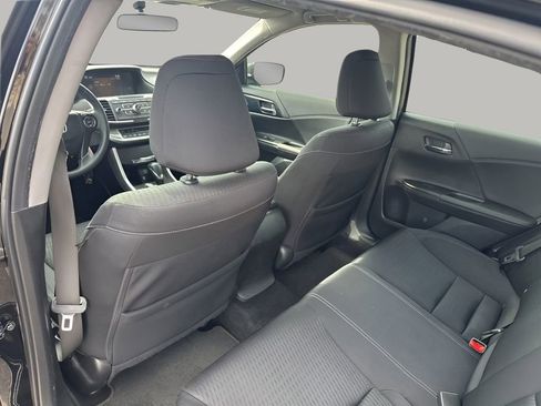 Used 2015 Honda Accord Sport image 18