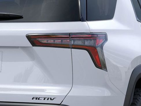 New 2026 Chevrolet Equinox ACTIV image 12