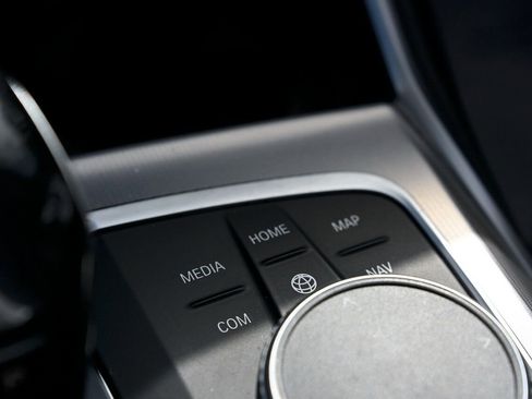 Used 2020 BMW 330i xDrive Sedan w/ M Sport Package image 30