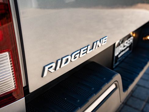 Used 2020 Honda Ridgeline RTL image 17