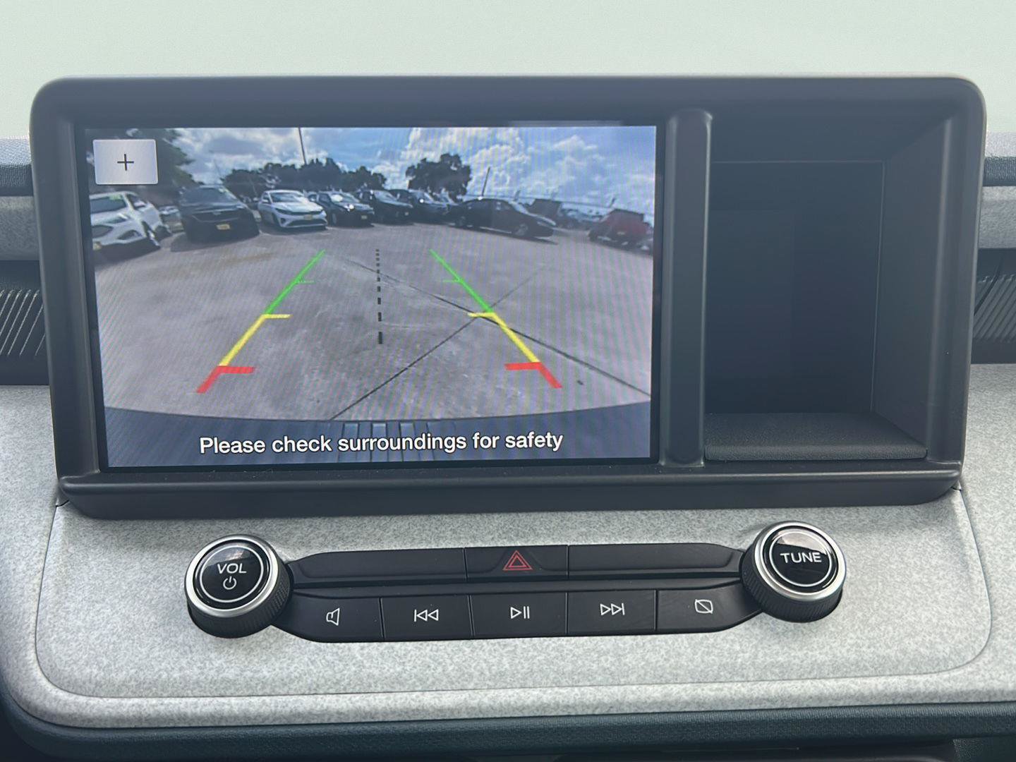 Used 2023 Ford Maverick XLT FWD image 15