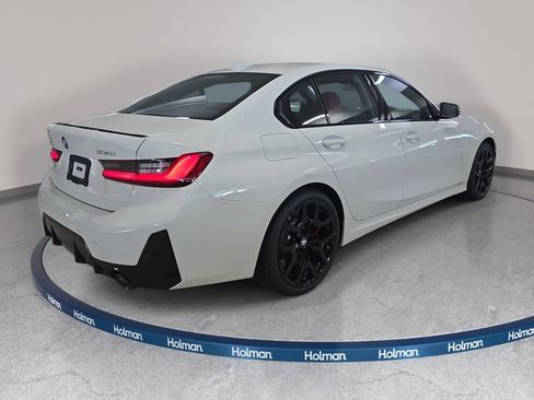 New 2026 BMW 330i Sedan w/ M Sport Package RWD image 4