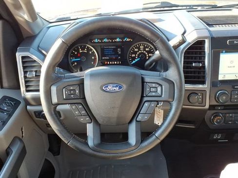 Used 2016 Ford F150 XLT w/ Equipment Group 302A Luxury AWD/4WD image 9