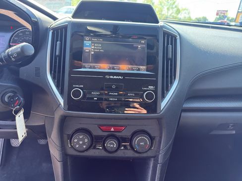 Used 2018 Subaru Crosstrek 2.0i AWD/4WD image 23