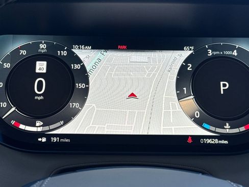 Certified 2023 Land Rover Range Rover SE image 30