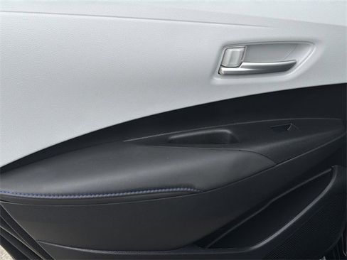 Used 2022 Toyota Corolla SE image 22