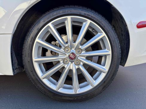 Used 2017 FIAT 124 Spider Lusso image 25