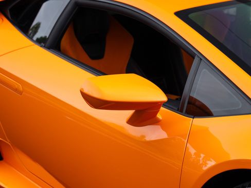 Used 2016 Lamborghini Huracan LP 610-4 AWD/4WD image 11