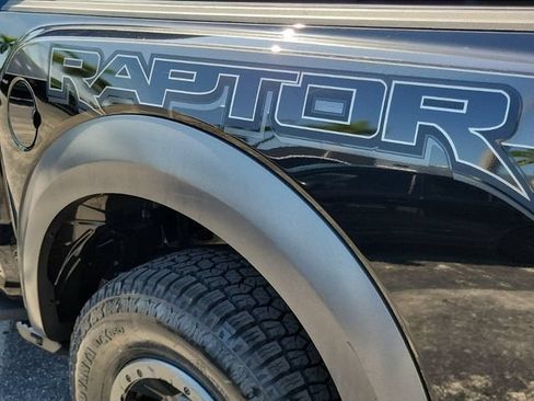 Used 2018 Ford F150 Raptor w/ Equipment Group 802A Luxury AWD/4WD image 8