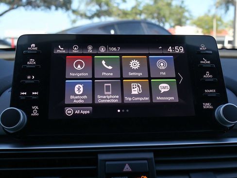 Used 2018 Honda Accord Touring image 45
