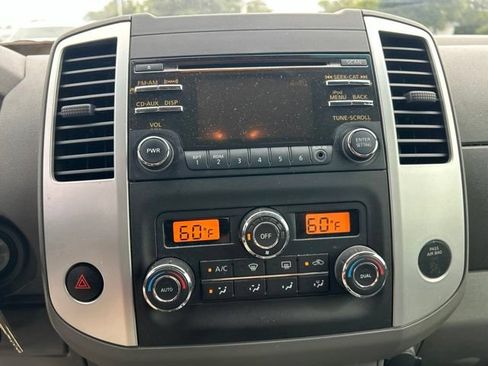 Used 2013 Nissan Frontier SV w/ SV Value Truck Pkg RWD image 23