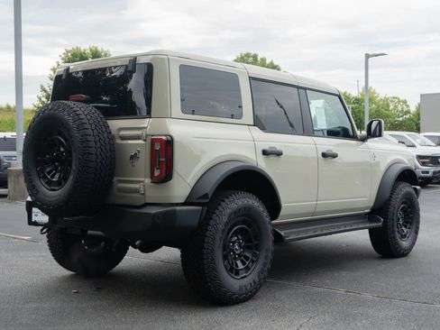 New 2026 Ford Bronco Outer Banks w/ Sasquatch Package AWD/4WD image 13