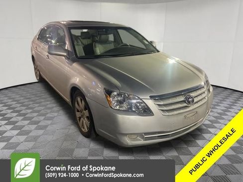 Used 2006 Toyota Avalon XL image 1