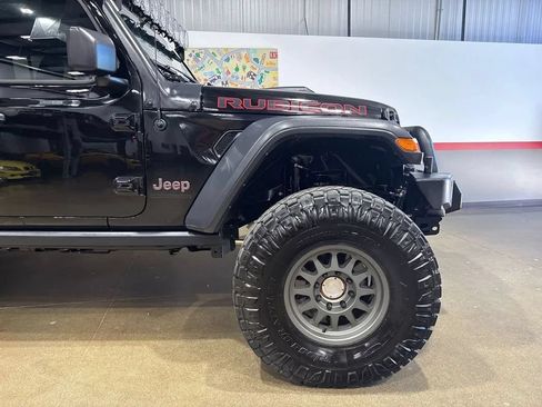 Used 2023 Jeep Gladiator Rubicon w/ Cold Weather Group AWD/4WD image 49