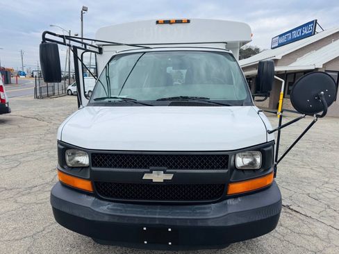 Used 2007 Chevrolet Express 3500 w/ School Bus Package RWD image 3