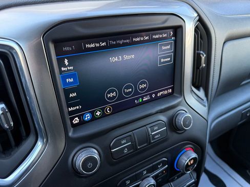 Used 2022 Chevrolet Silverado 1500 LT w/ Bed Protection Package AWD/4WD image 14