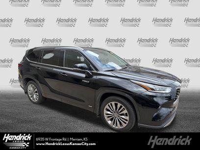 Used 2021 Toyota Highlander Platinum