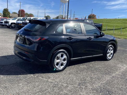 Used 2023 Honda HR-V LX image 7