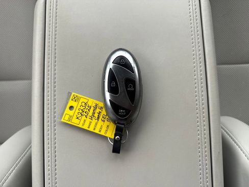 Used 2025 Hyundai Santa Fe SEL AWD/4WD image 32