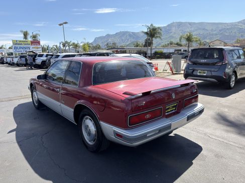 Used 1988 Buick Riviera Coupe FWD image 6