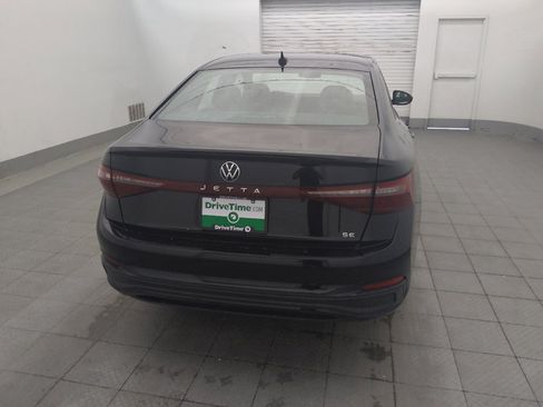 Used 2025 Volkswagen Jetta SE FWD image 7
