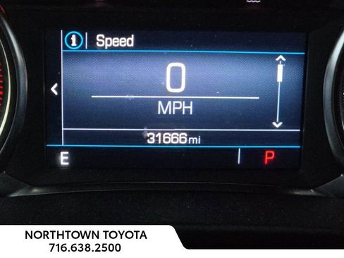 Used 2023 GMC Acadia SLE w/ Driver Convenience Package image 21