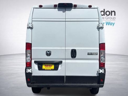 Used 2023 RAM ProMaster 2500 FWD image 5