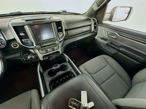 Used 2022 RAM 1500 Big Horn AWD/4WD image 11