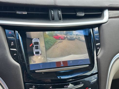 Used 2017 Cadillac XTS Luxury w/ Driver Awareness Package FWD image 16